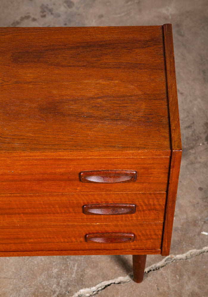 Mid Century Danish Modern Chest Drawers Dresser 3 drawer Teak Wood Denmark Table - Image 8