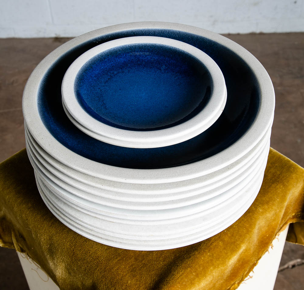 Mid Century Modern 15 Plate Set Ceramics Edith Heath Dinner Blue Rim Moonstone - Image 8