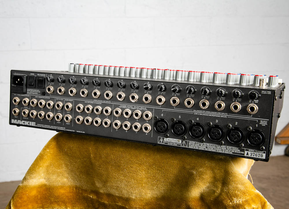 16 Channel Mic / Line Mixer Mackie Designs CR-1604 Black Vintage Audio Gear Asis - Image 5