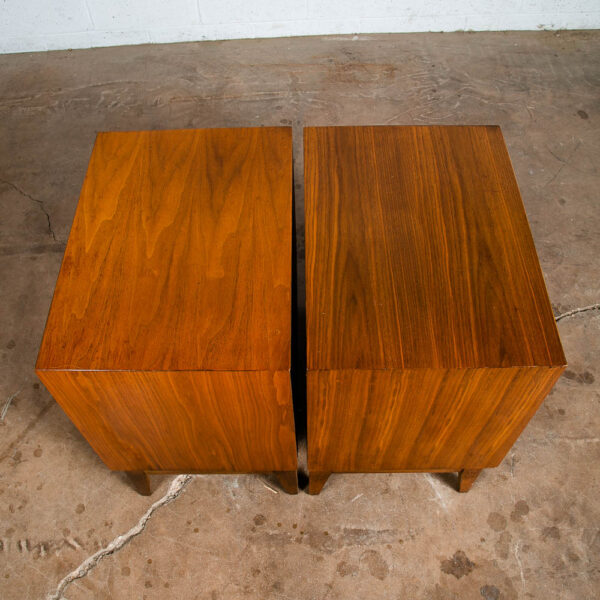 Mid Century Modern Nightstand End Table 3 Drawer Thomasville Walnut Broyhill Mcm - Image 3