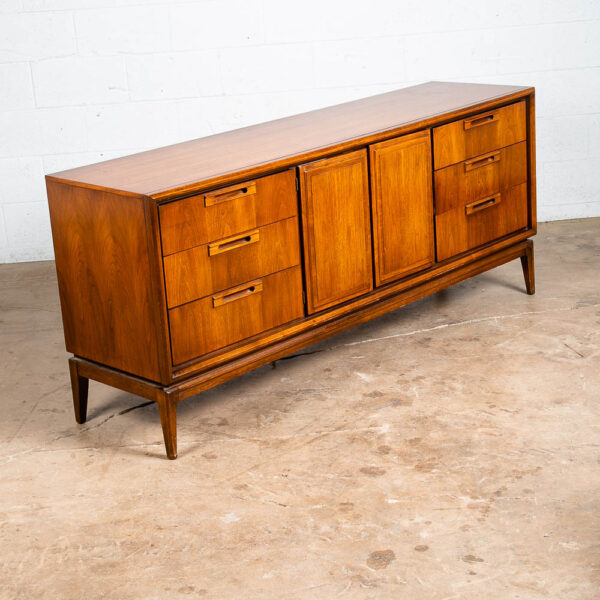 Mid Century Modern Dresser Credenza Walnut United Furniture 9 Drawer Vintage NM - Image 9