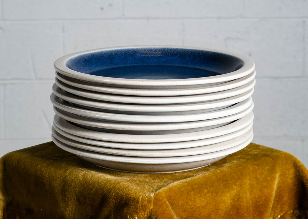 Mid Century Modern 15 Plate Set Ceramics Edith Heath Dinner Blue Rim Moonstone - Image 3