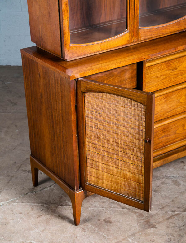 Mid Century Modern China Cabinet Lane Rhythm Walnut Cane Front Glass Display NM - Image 9