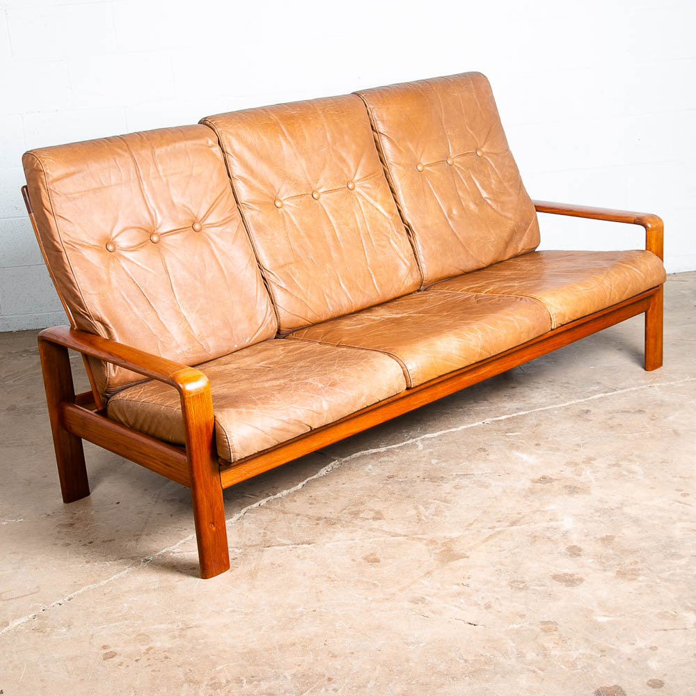Mid Century Danish Modern Settee Sofa Komfort Tan Leather Denmark 3 Seat Teak VG - Image 5