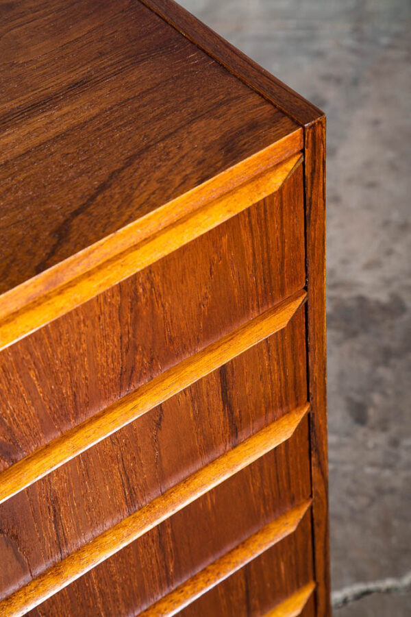 Mid Century Danish Modern Highboy Dresser 6 Drawer Solid Teak Denmark Vintage - Image 9