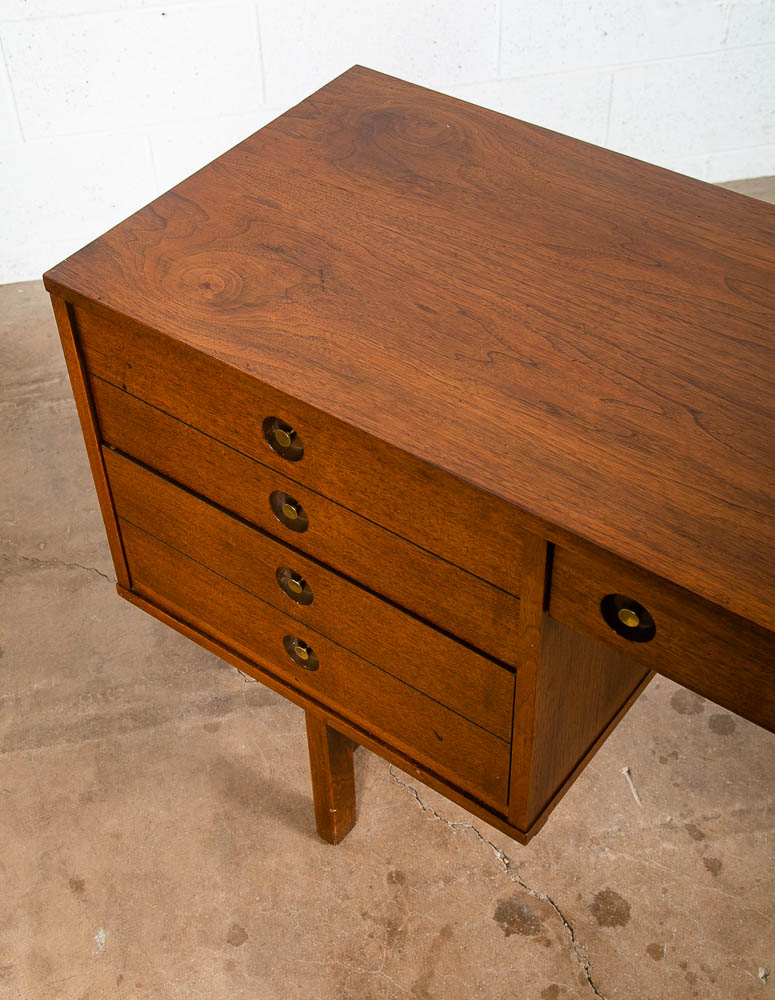 Mid Century Modern Desk Walnut Executive Office 3 Drawer United Furniture - Image 9