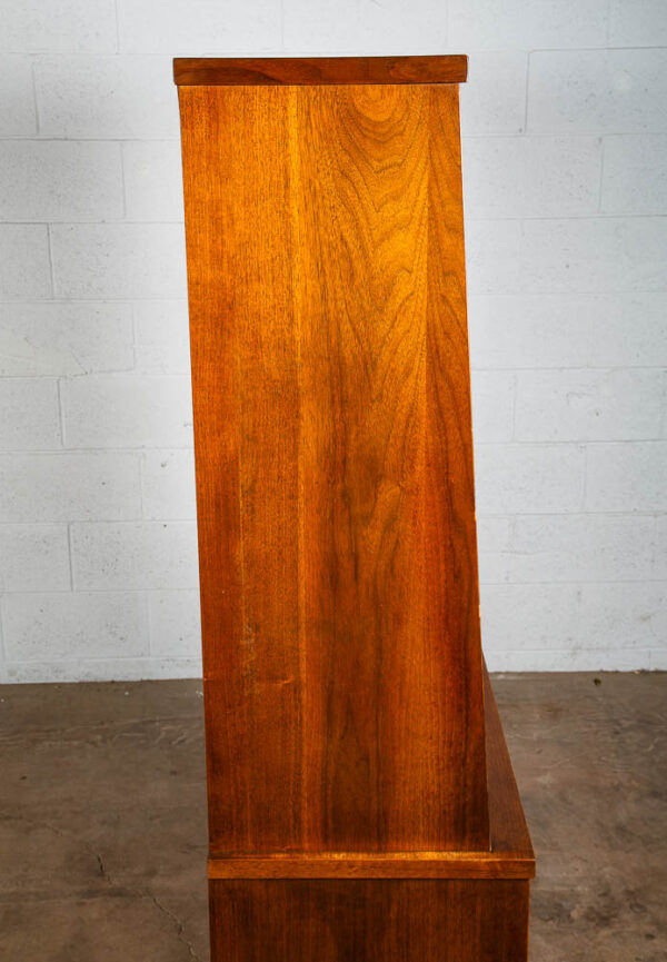 Mid Century Modern China Cabinet Hutch Bassett Walnut Display Vintage Drawers - Image 5