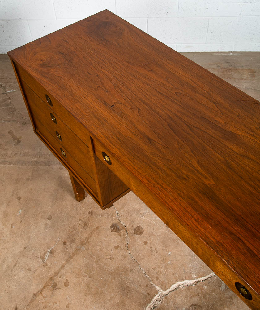 Mid Century Modern Desk Walnut Executive Office 3 Drawer United Furniture - Image 10