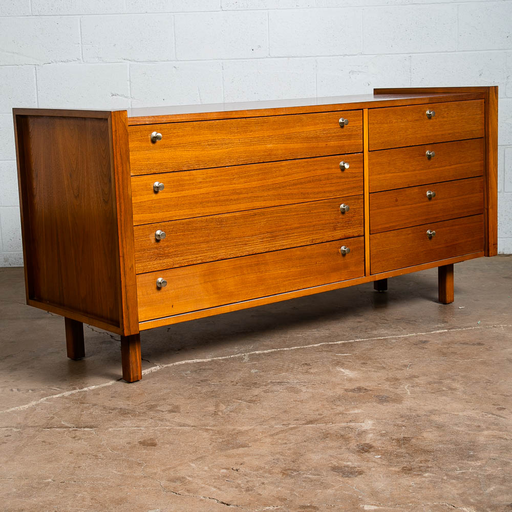 Mid Century Modern Dresser Credenza 8 Drawer Brown Saltman Walnut John Keal Mcm