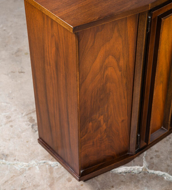 Mid Century Modern Compact Credenza Cabinet Entry Walnut Mcm Doors Broyhill Mcm - Image 12