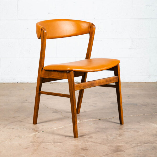Mid Century Danish Modern Dining Chair Kai Kristiansen Cognac Round Back Tan Mcm
