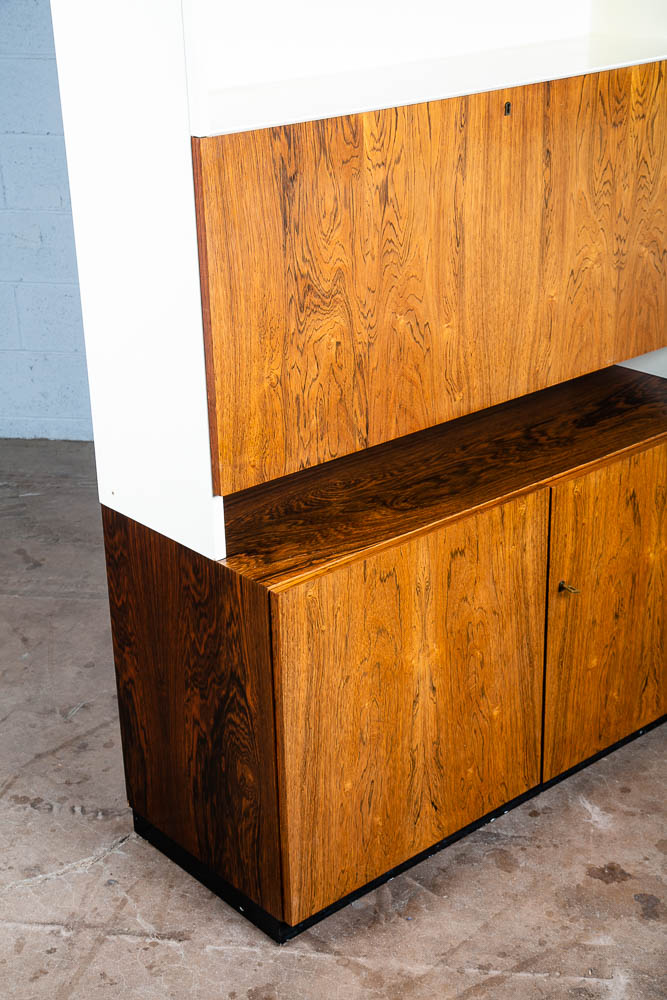 Mid Century Danish Modern Credenza Hutch Cabinet Rosewood Locking White Vintage - Image 9