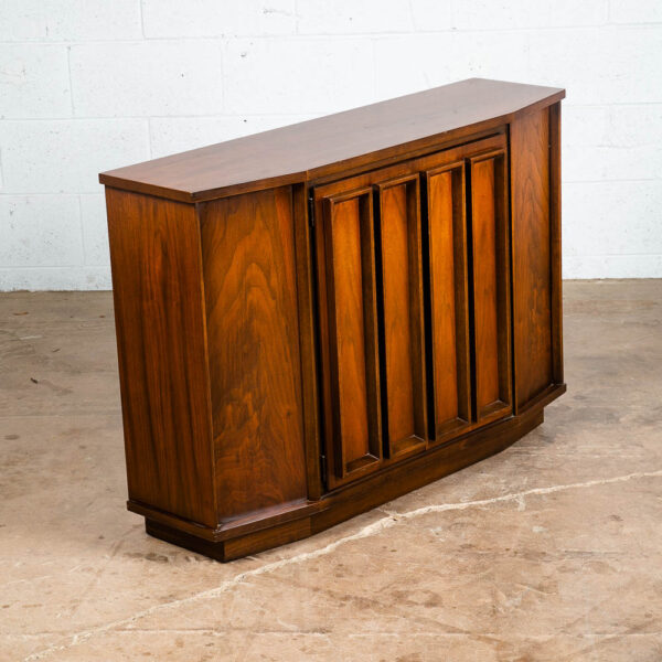 Mid Century Modern Compact Credenza Cabinet Entry Walnut Mcm Doors Broyhill Mcm