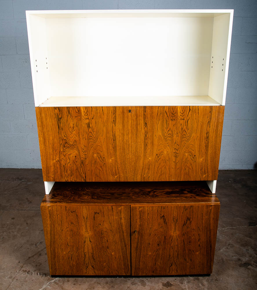 Mid Century Danish Modern Credenza Hutch Cabinet Rosewood Locking White Vintage - Image 4