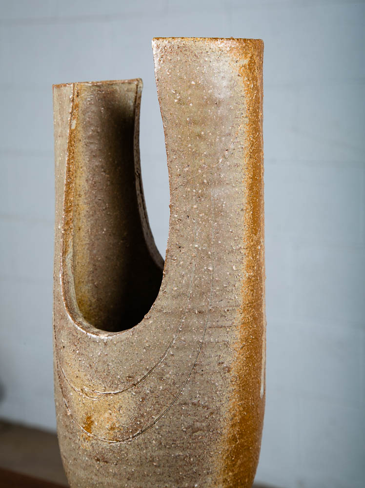 Mid Century Modern Art Pottery Vase Studio Ceramic Brown Round Japanese Ikebana - Image 3