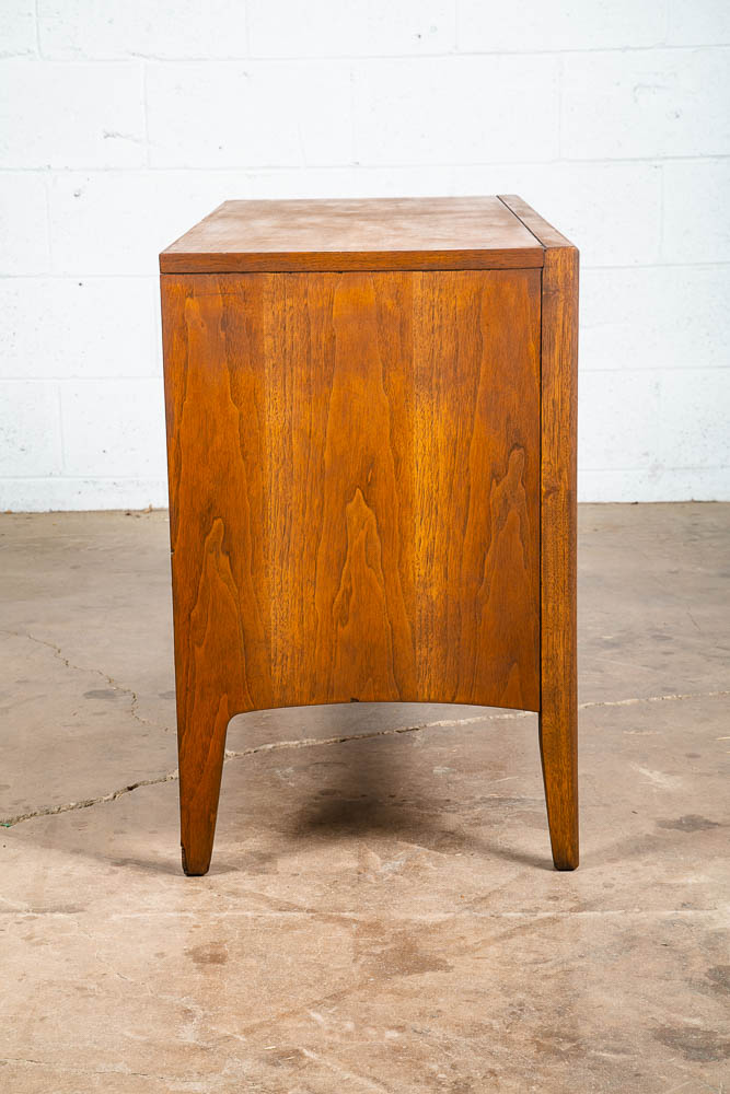 Mid Century Modern Compact Credenza Cabinet Entry Walnut Doors Broyhill Emphasis - Image 3