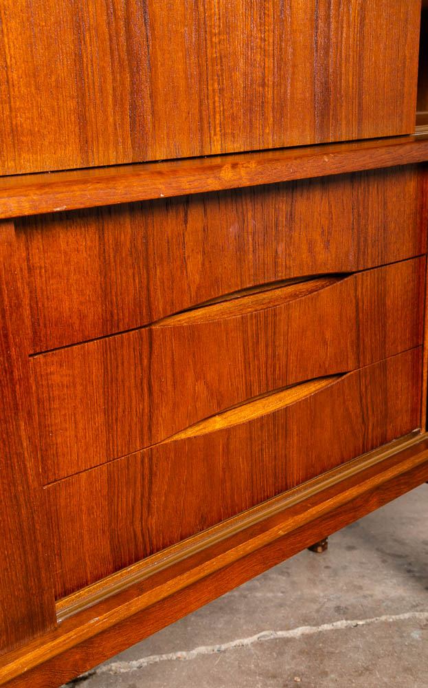 Mid Century Danish Modern Credenza Highboard Teak Sliding Doors Bar Mobler Mcm - Image 8