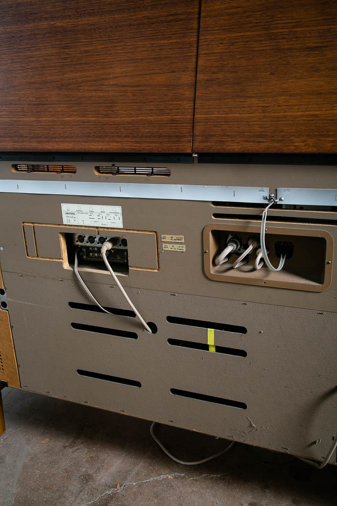 Mid Century Danish Modern Stereo Console Grundig Teak Record Player Radio Hifi - Image 9