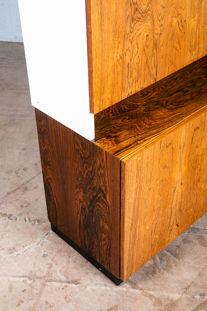 Mid Century Danish Modern Credenza Hutch Cabinet Rosewood Locking White Vintage - Image 10