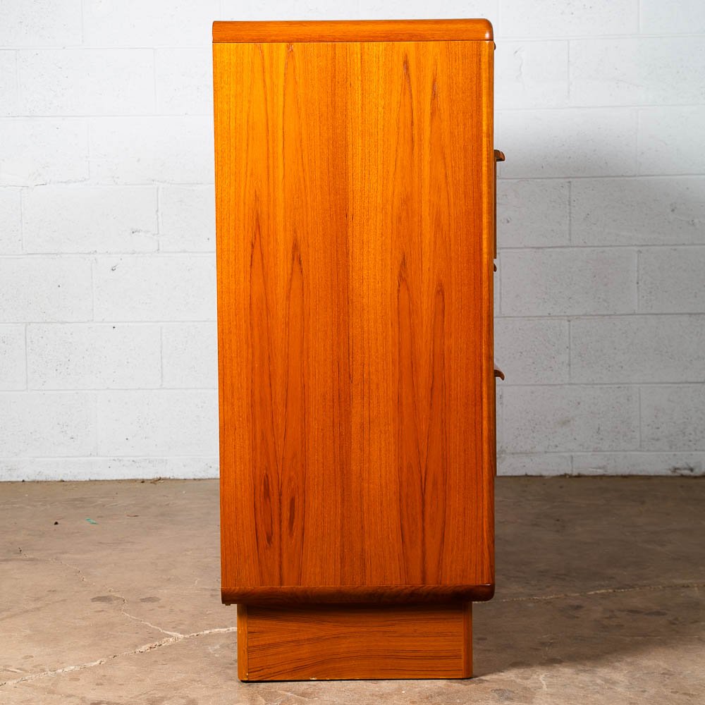 Mid Century Danish Modern Dresser Teak Gentlemans Chest Drawers Denmark Kibaek - Image 3