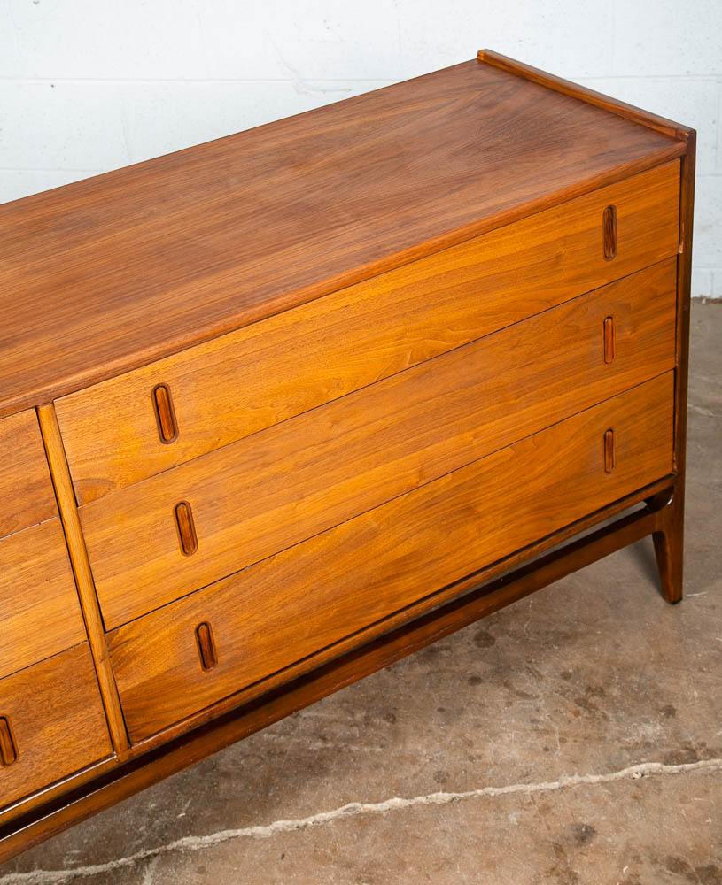 Mid Century Modern Credenza Dresser Richard Thompson Glenn California Walnut Mcm - Image 9