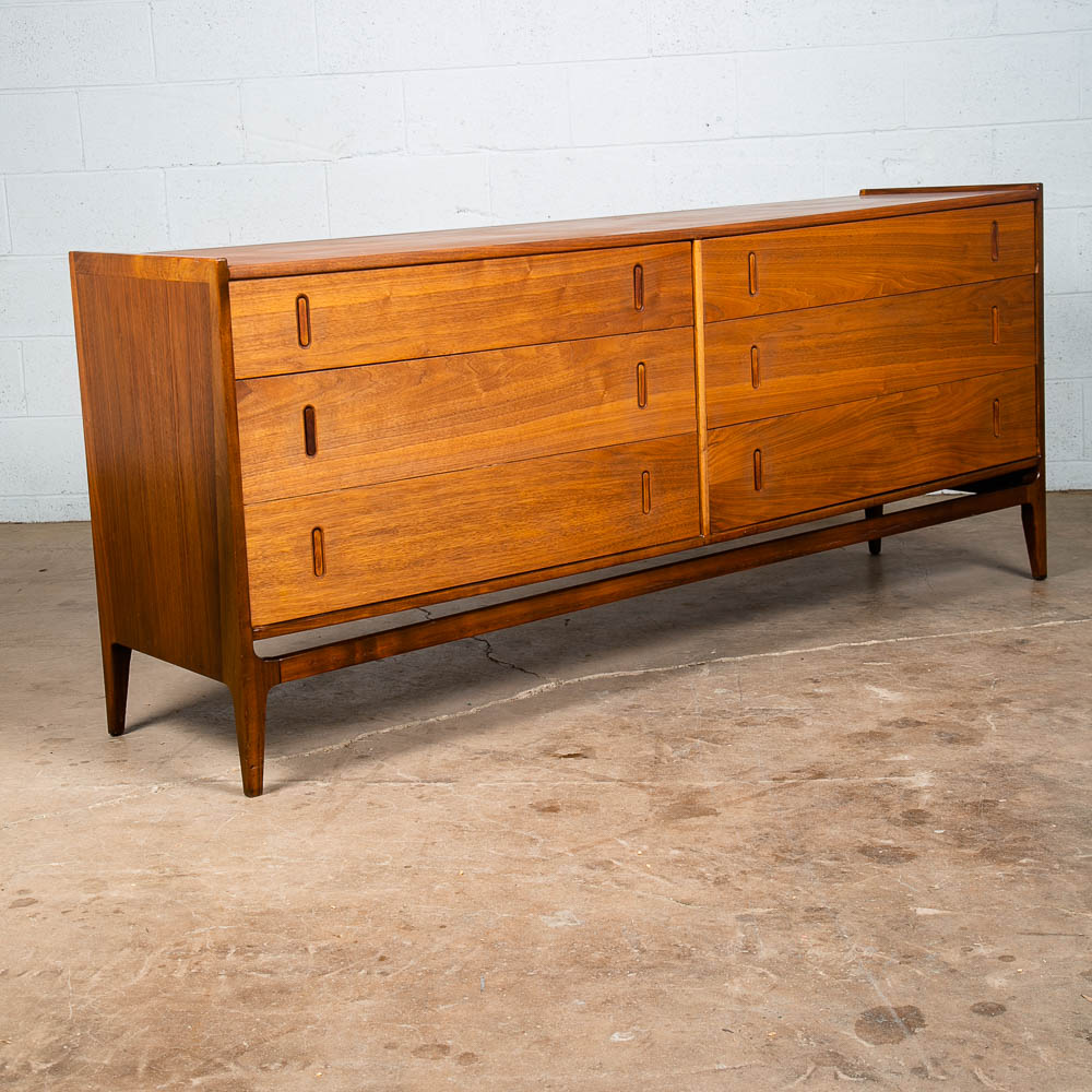 Mid Century Modern Credenza Dresser Richard Thompson Glenn California Walnut Mcm