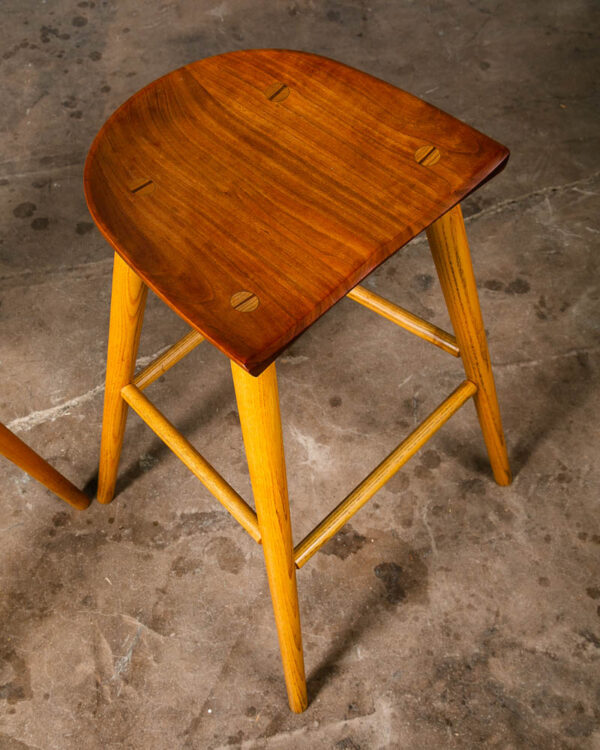 Studio Bar Stool Coal Shovel Thos. Moser Wood Cherry Oak Mid Century - Image 2