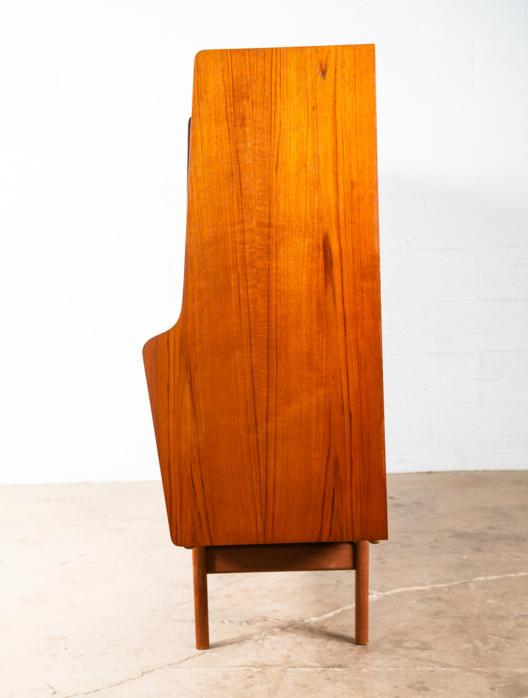 Mid Century Danish Modern Credenza Teak Sideboard Large Cabinet Drawers Doors NM - Image 5