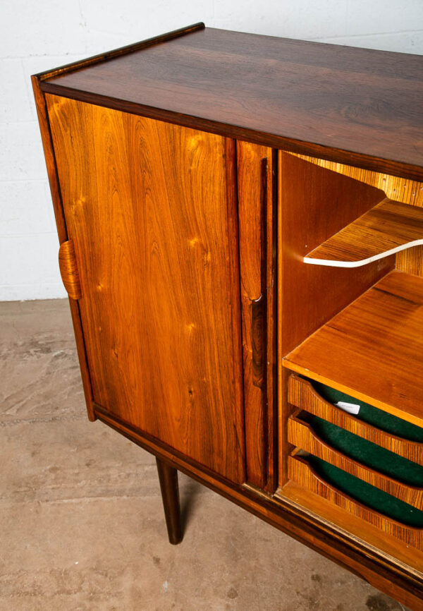 Mid Century Danish Modern Credenza Brazilian Rosewood Sideboard Bar Cabinet Mcm - Image 9