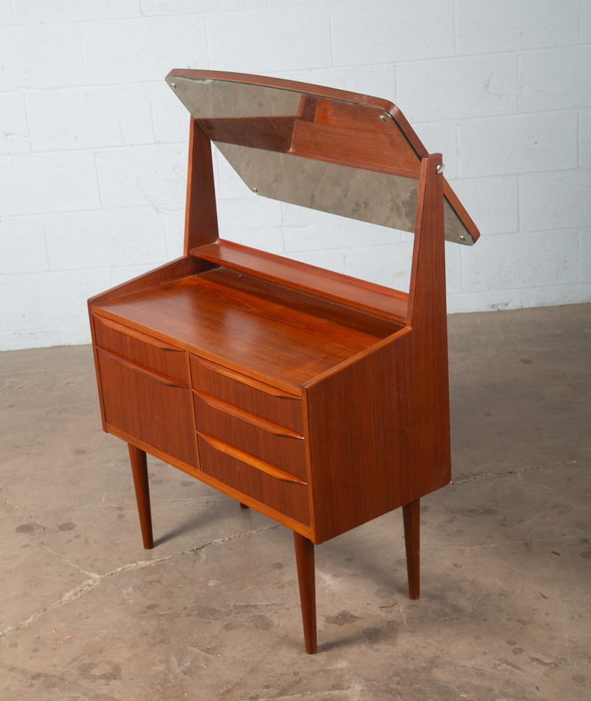 Mid Century Danish Modern Vanity Chest Dresser Teak Adjustable Mirror 5 Drawers - Image 4