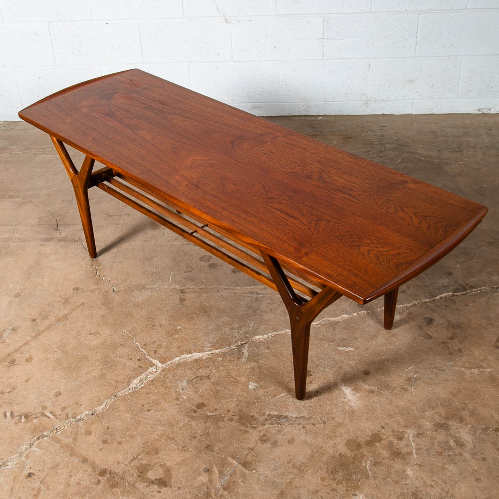 Mid Century Danish Modern Coffee Table Surfboard Shelf Teak Henning Kjaernulf NM - Image 7