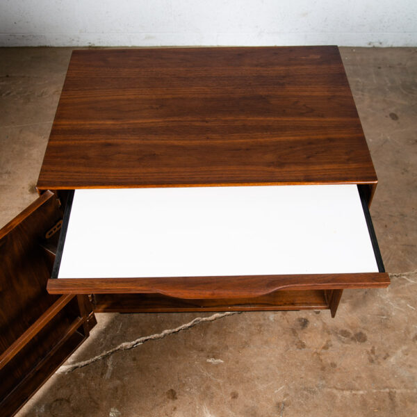 Mid Century Modern Nightstand End Side Table John Kapel Glenn of California Tray - Image 9
