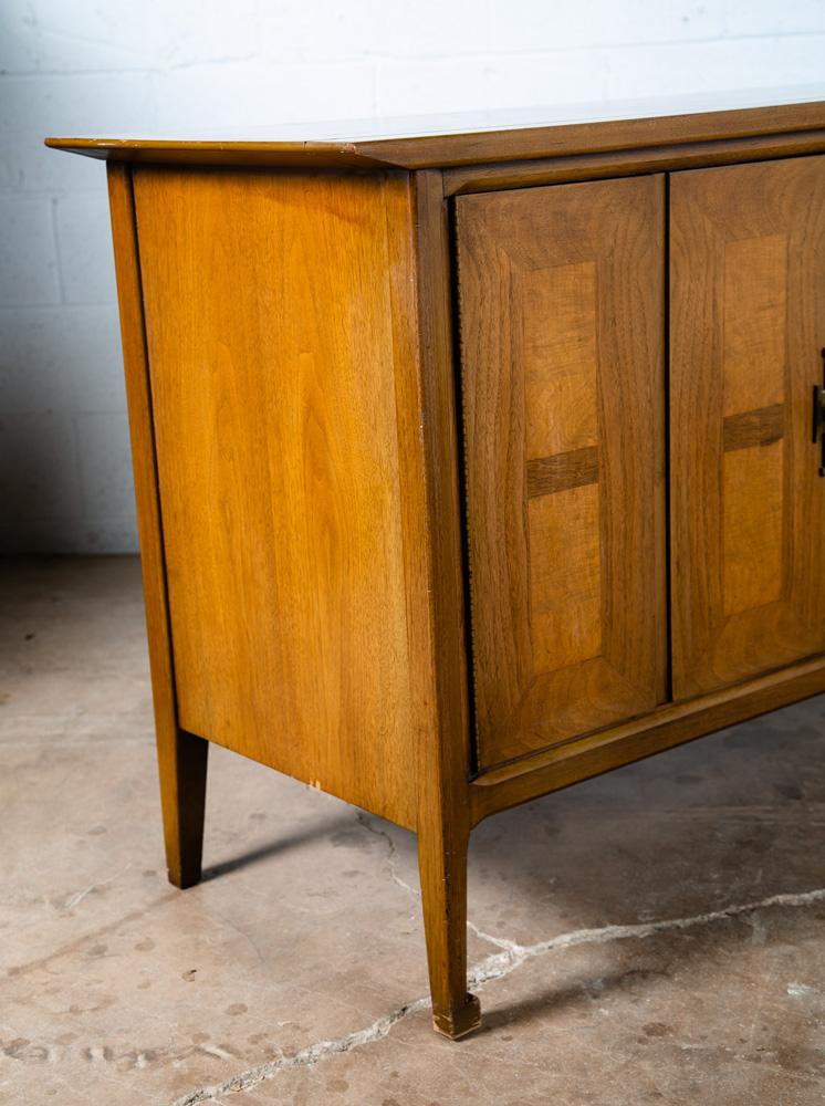 Mid Century Modern Dresser Credenza Vintage Walnut Burl Brass United Shuff - Image 11