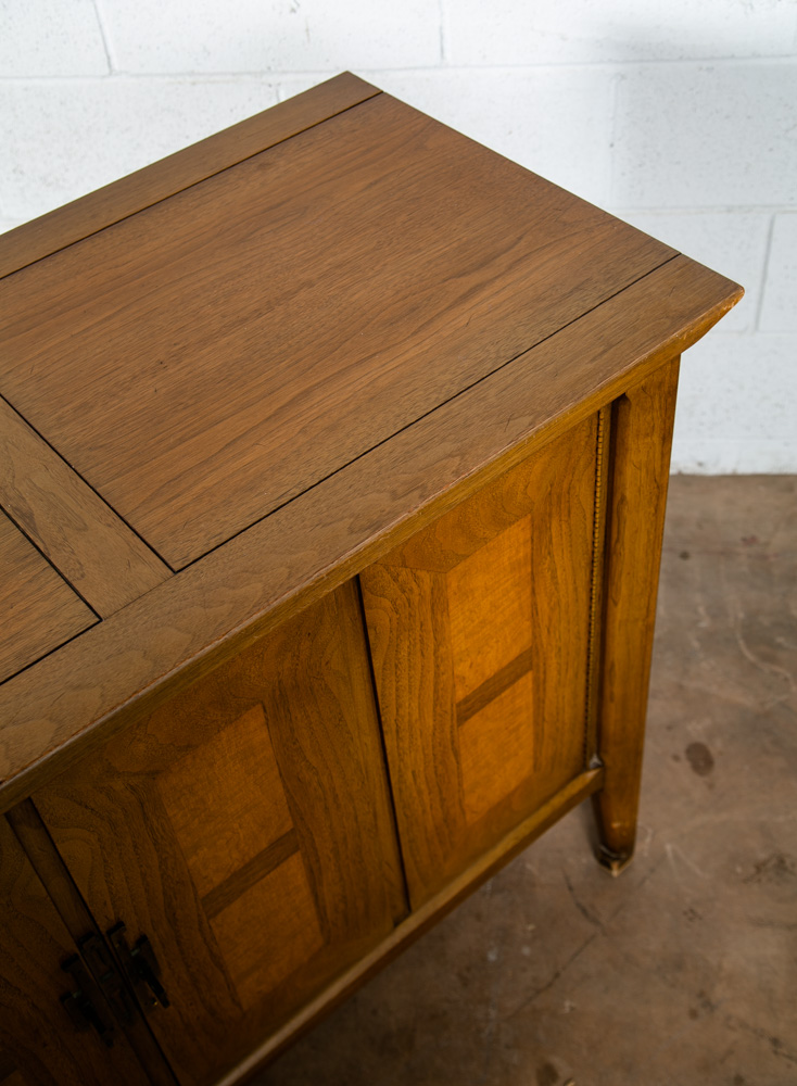 Mid Century Modern Dresser Credenza Vintage Walnut Burl Brass United Shuff - Image 9