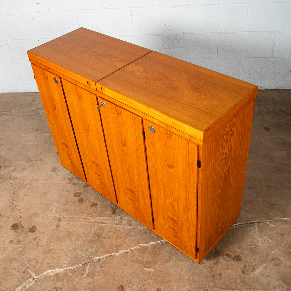 Mid Century Modern Bar Cart Cabinet Dyrlund Liquor Teak Storage Rolling Glass NM - Image 11