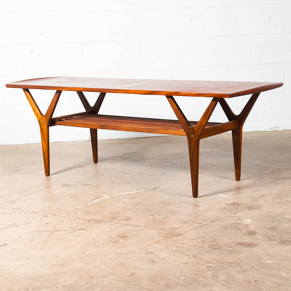 Mid Century Danish Modern Coffee Table Surfboard Shelf Teak Henning Kjaernulf NM - Image 5