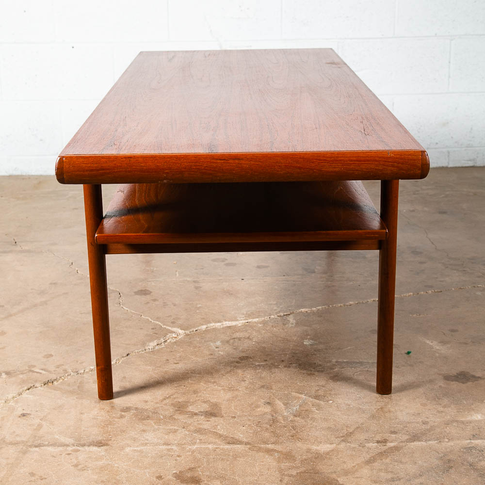 Mid Century Danish Modern Coffee Table Surfboard Shelf Denmark Teak Wide Vintage - Image 5