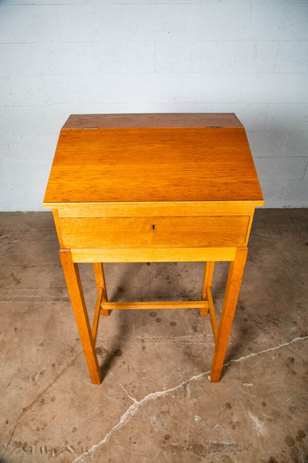 Mid Century Danish Modern Podium Lectern Standing Desk White Oak Solid Wood Mcm - Image 4