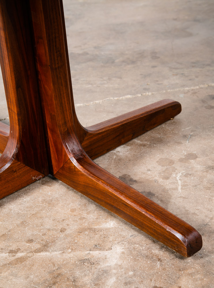 Mid Century Modern Dining Table Glenn of California Solid Walnut Round Danish NM x3 leaves - Image 7