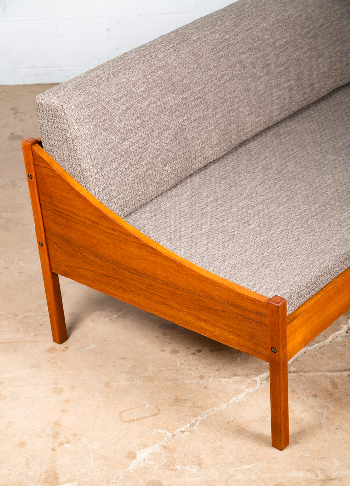 Mid Century Danish Modern Daybed Sofa Grey Fabric Cushions Teak Wood Denmark Mcm - Image 10