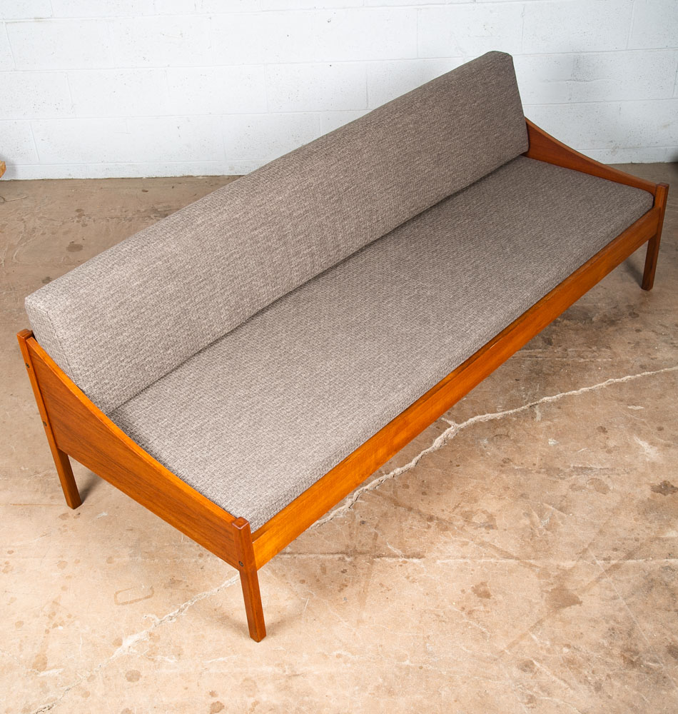 Mid Century Danish Modern Daybed Sofa Grey Fabric Cushions Teak Wood Denmark Mcm - Image 6