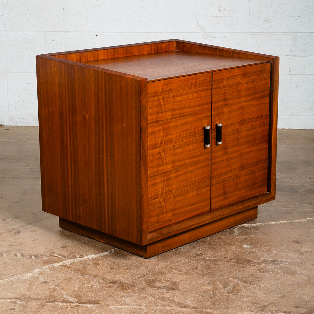 Mid Century Modern Nightstand End Side Table Glenn of California Walnut Doors