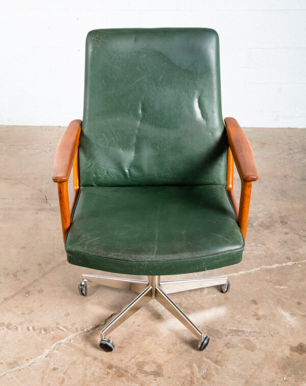 Mid Century Modern Executive Chair Green Leather Office Work Swivel Hong Teak - Image 8
