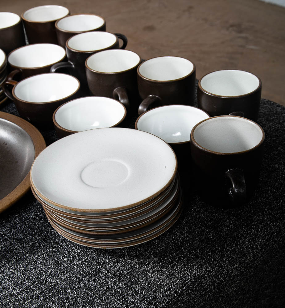 Mid Century Modern 28 Pc Set Ceramics Edith Heath Saucer Coffee Cups Plates Tea - Image 9