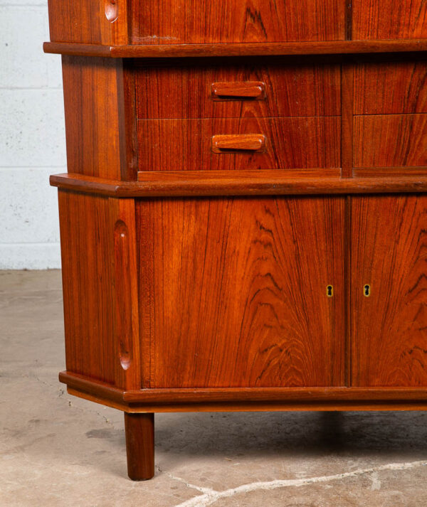 Mid Century Danish Modern Corner Cabinet Teak Wood Bar Denmark Drawers Locking - Image 7