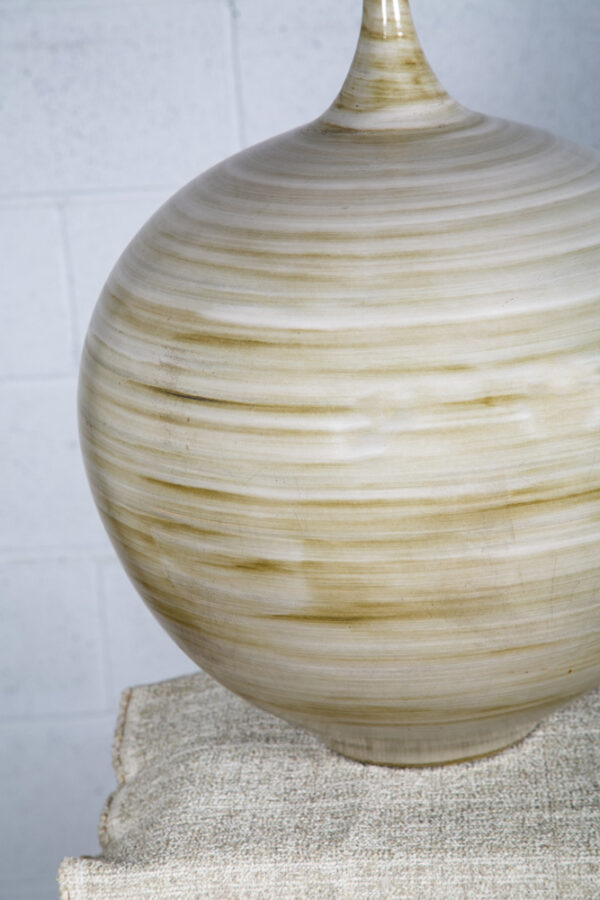 Mid Century Modern Table Lamp Ceramic Large Pottery White Tan Round Mcm Studio M - Image 11