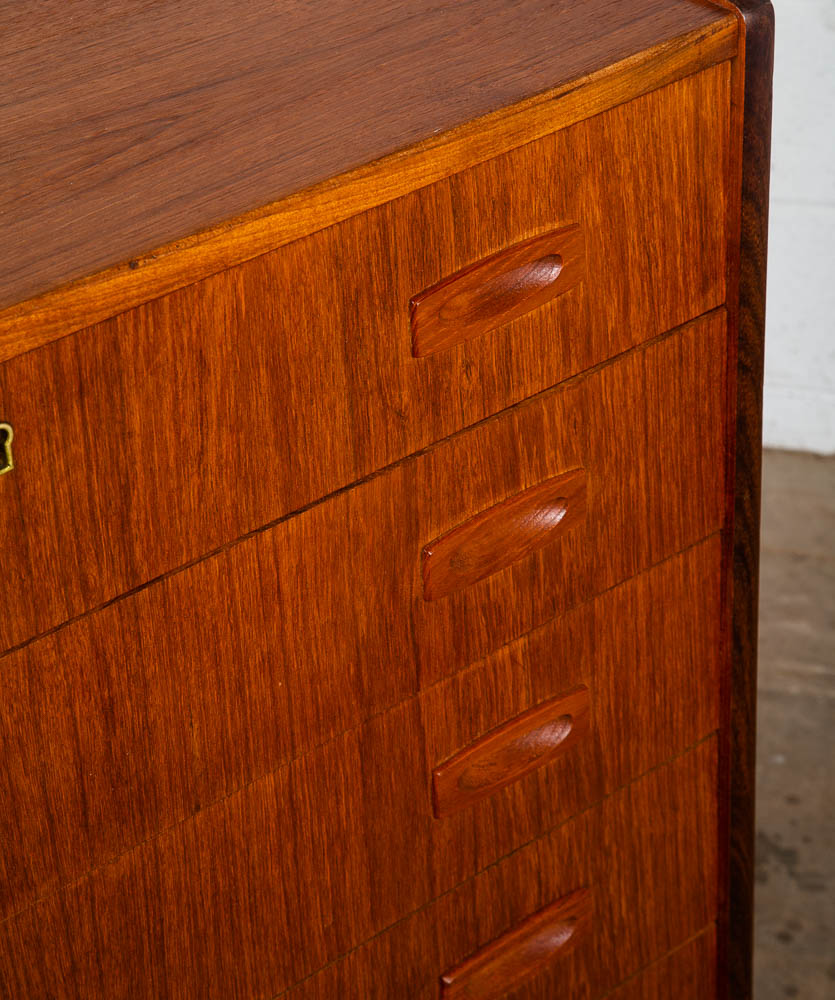 Mid Century Danish Modern Dresser Highboy 6 Drawer Teak Denmark Locking Vintage - Image 7