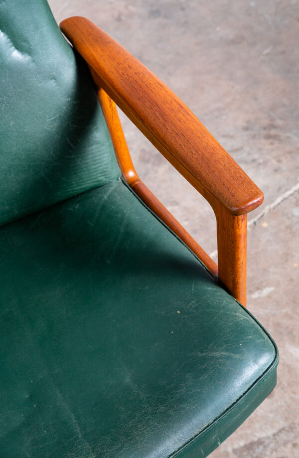 Mid Century Modern Executive Chair Green Leather Office Work Swivel Hong Teak - Image 10