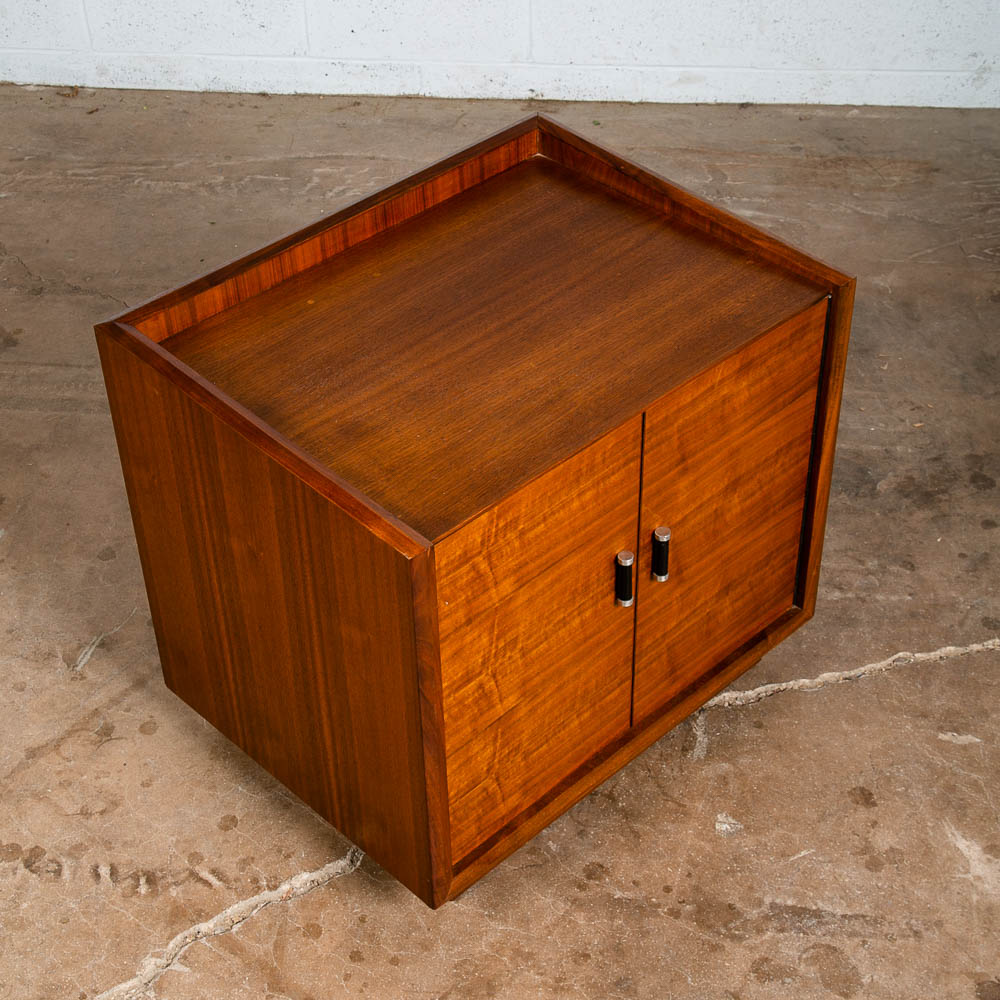 Mid Century Modern Nightstand End Side Table Glenn of California Walnut Doors - Image 6