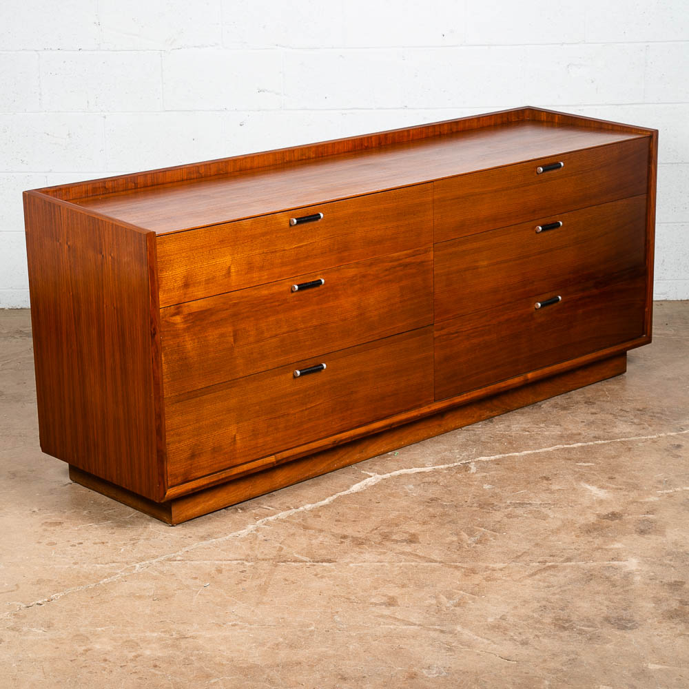 Mid Century Modern Credenza Dresser Walnut 6 Drawer Black Glenn of California NM